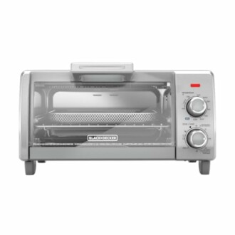 BLACK+DECKER 4-Slice Crisp 'N Bake Air Fry Toaster Oven