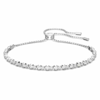 Elegant silver diamond tennis bracelet with adjustable clasp